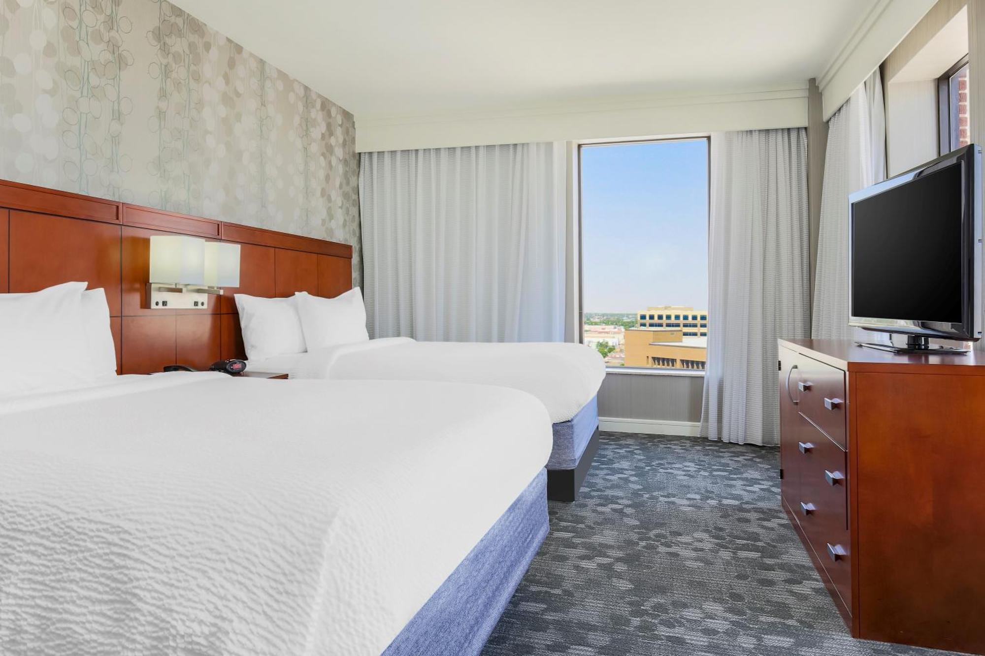 Готель Courtyard By Marriott Amarillo Downtown Екстер'єр фото