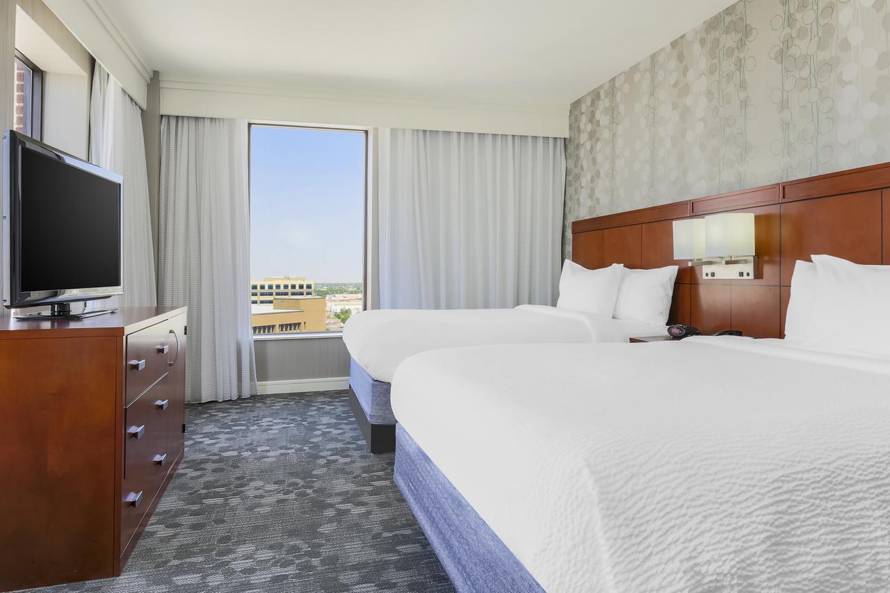 Готель Courtyard By Marriott Amarillo Downtown Екстер'єр фото